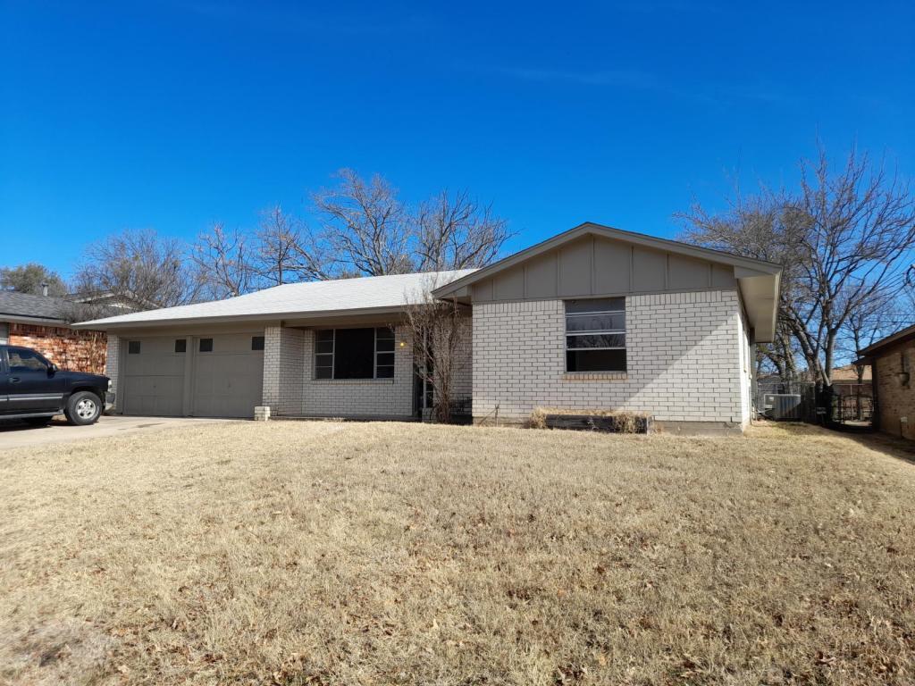 200 Rolling Hills House for Rent in Aledo, TX