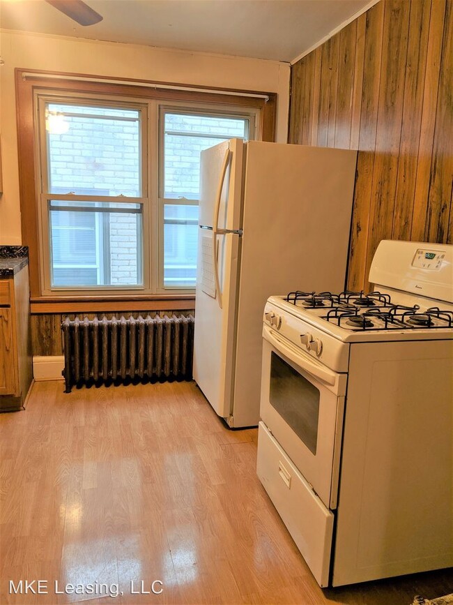 Foto del edificio - 3612 E Edgerton Ave