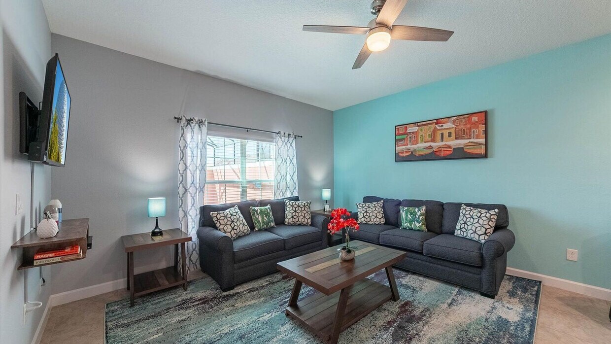 Foto principal - 8946 Cuban Palm Rd