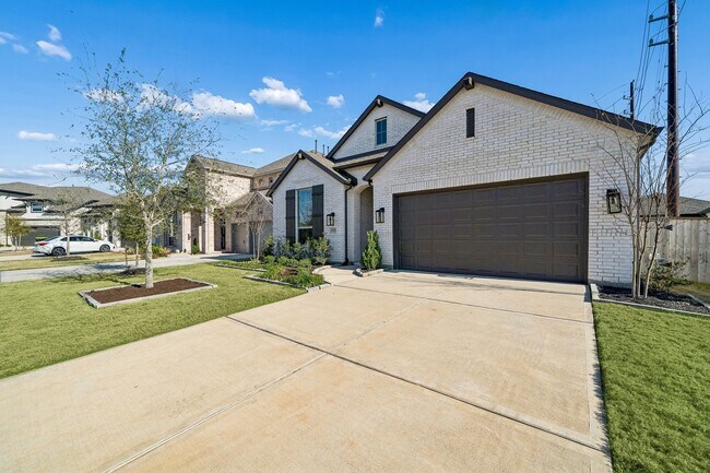 Building Photo - 30207 Gold Finch Pl