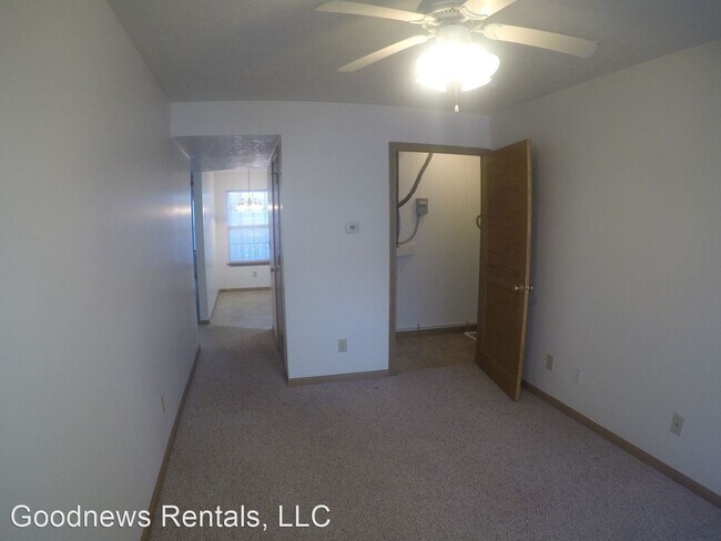 Foto del edificio - 2 br, 1 bath Apartment - 1102 Holloway St