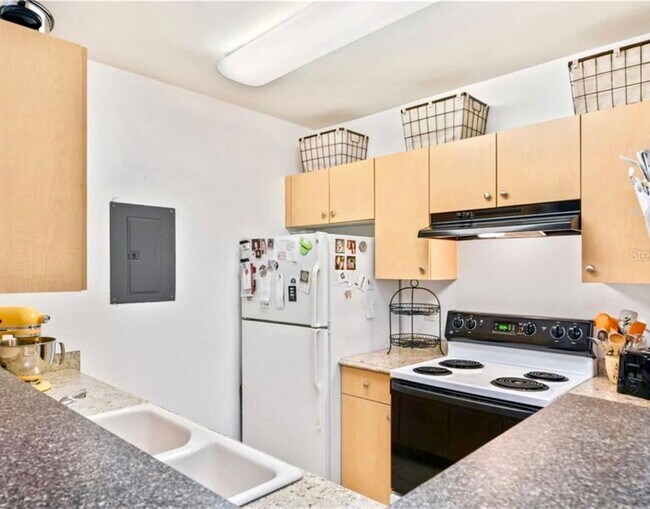 Foto del edificio - 710 Siena Palm Drive, Unit 103