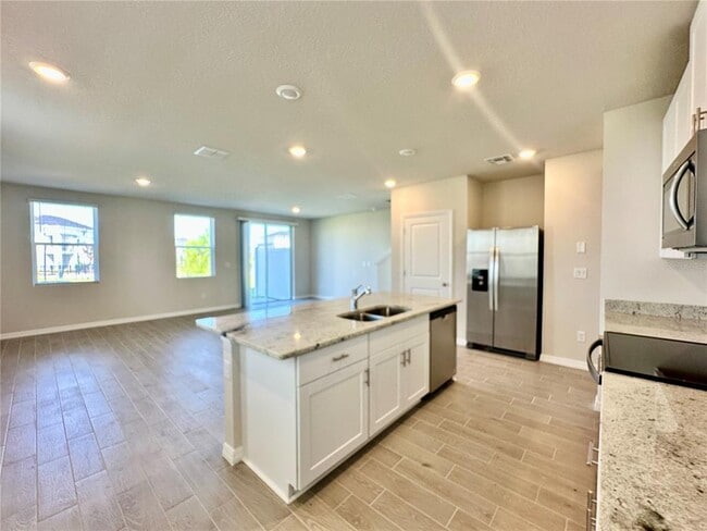 Building Photo - 7721 Momentum Pkwy