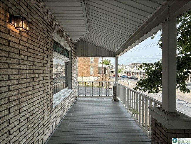 Foto del edificio - 632 Cleveland St