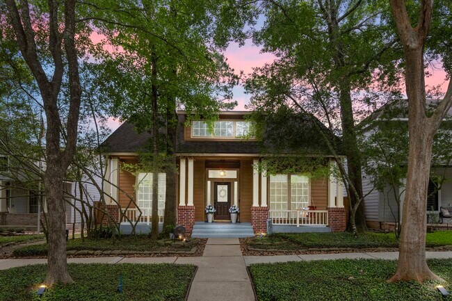 Foto del edificio - 6 E Cottage Green St