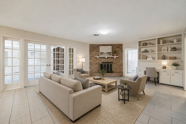 Building Photo - 5554 Beechnut St