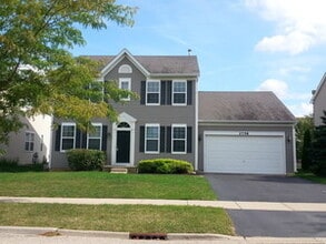 Building Photo - 2758 Liberty Lakes Blvd