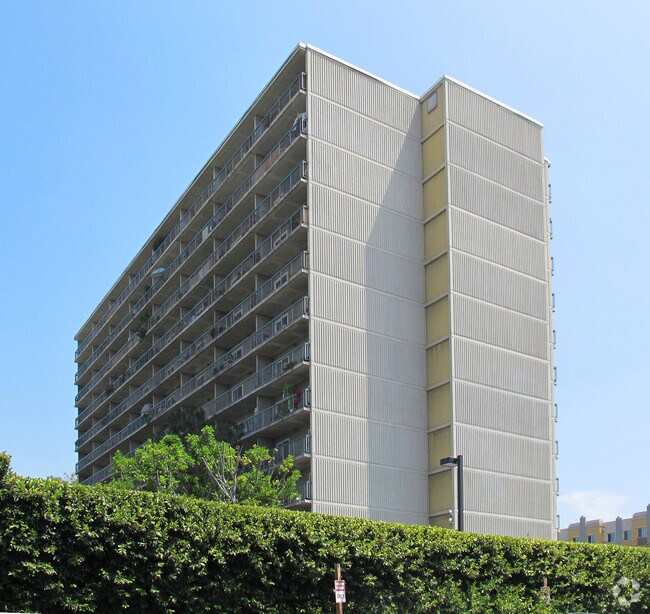 MacArthur Park Tower Apartments Los Angeles, CA