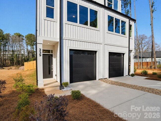 Building Photo - 339 Gray Dr