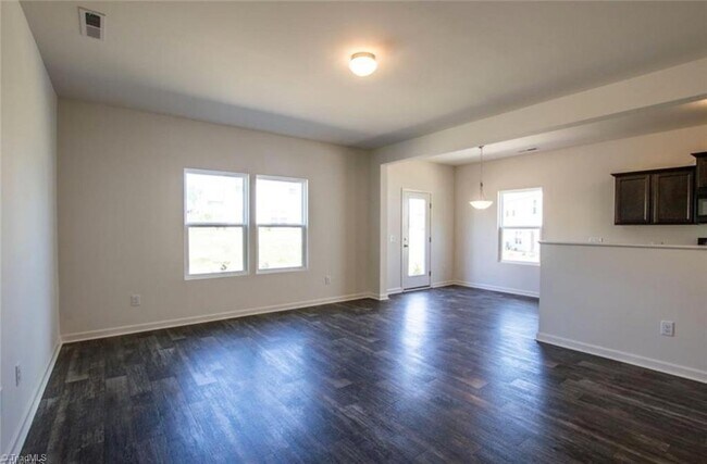 Building Photo - 2227 Owls Nest Trail