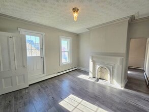 Building Photo - 101-101 Elliott Row