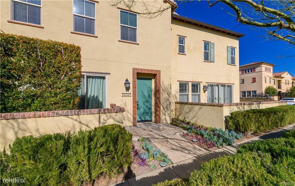 Primary Photo - 3 br, 2.5 bath Condo - 906 El Paseo