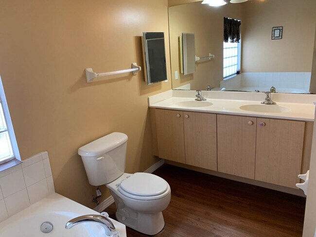 Photo - 5110 Rambler Rose Way House