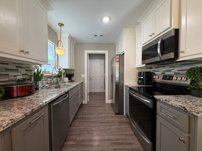 Foto del edificio - 1314 N Fieldstone Ave