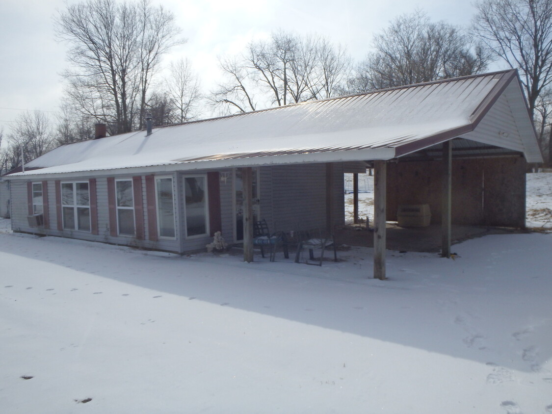 Foto principal - PERRYVILLE - Ranch style home on 1 Acre wi...