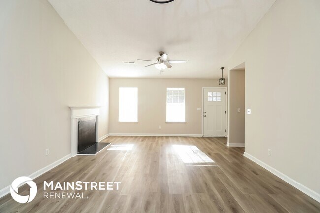Foto del edificio - 2428 Snow Creek Ln