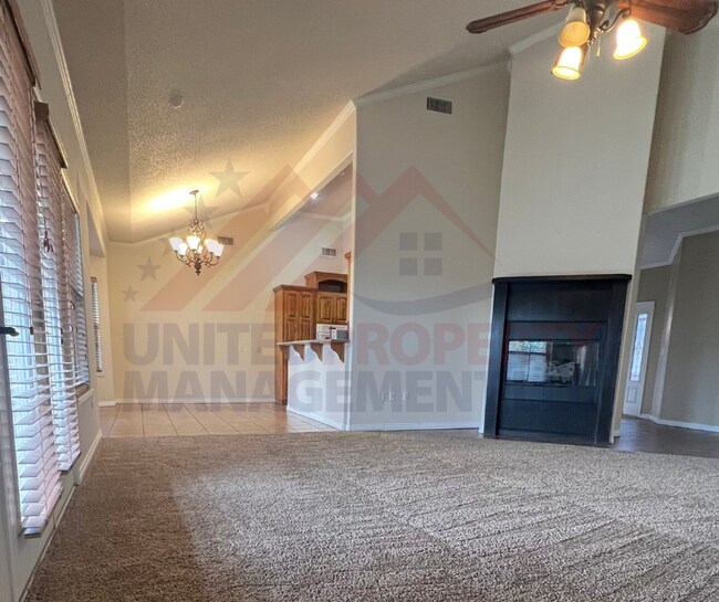 Building Photo - 3 bedroom 2 bathroom house for rent Hobbs NM