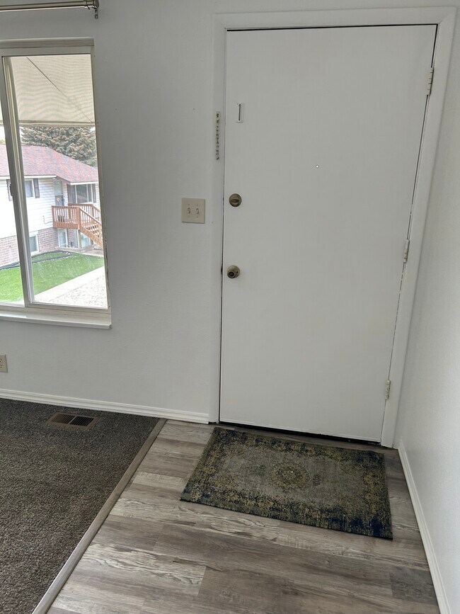 Sala de estar 2 - 817 W Sage St