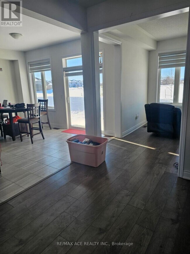 Photo du bâtiment - 37 Union Blvd