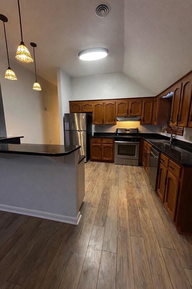 Building Photo - 1260 Blanton St