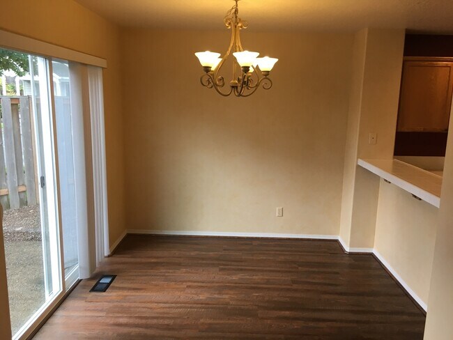 Foto del edificio - 16811 NW Greyhawk Dr