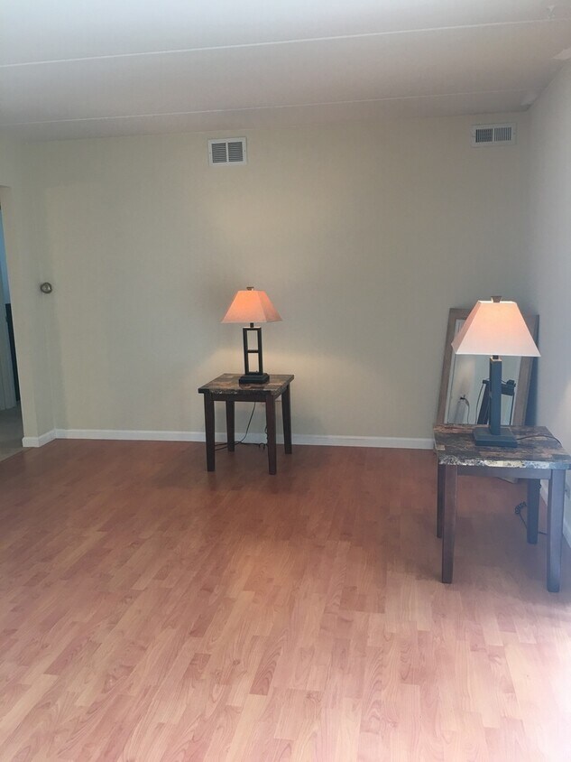 Living Room - 6332 Pershing Rd