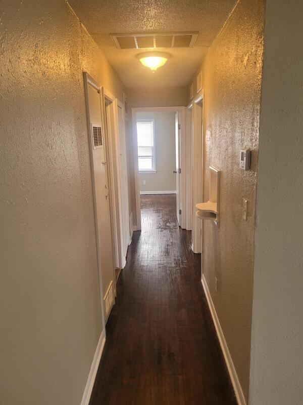Building Photo - 2710 N Gentry Dr