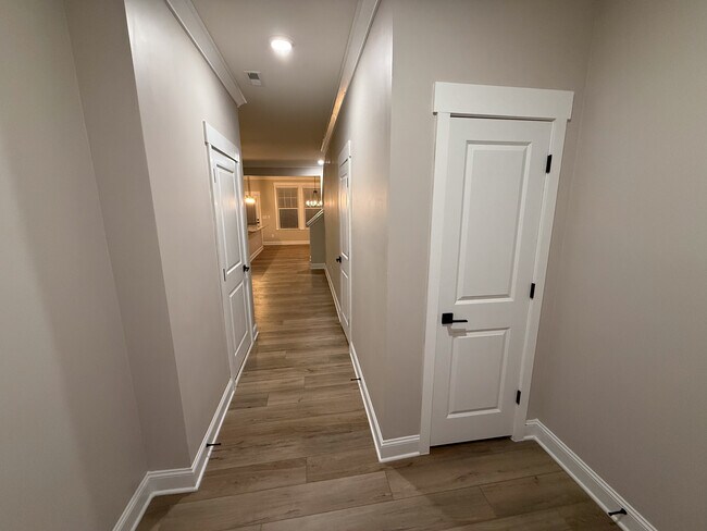 Foto del edificio - 147 Hyacinth Ln