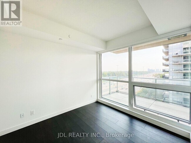 Building Photo - 27 McMahon Dr