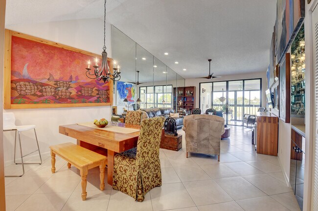 Foto del edificio - 7689 Glendevon Ln