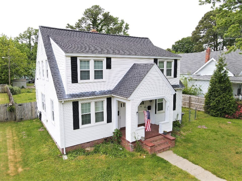 Foto principal - 67 Greenbriar Ave