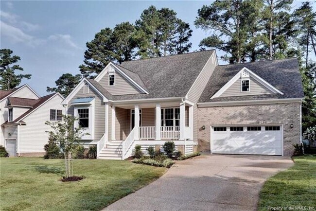 Building Photo - 9919 Swallow Ridge