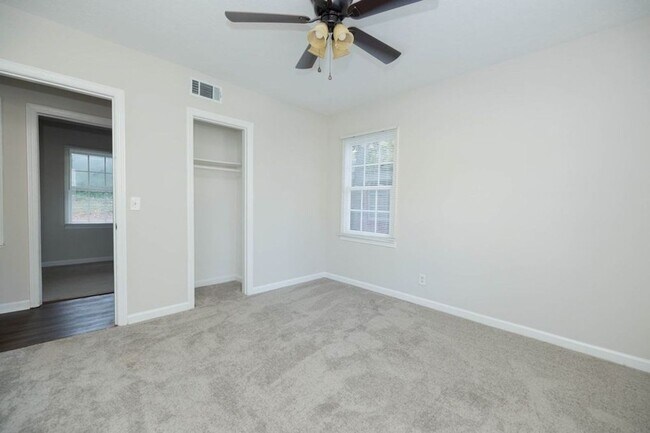 Foto del edificio - 306 47th St