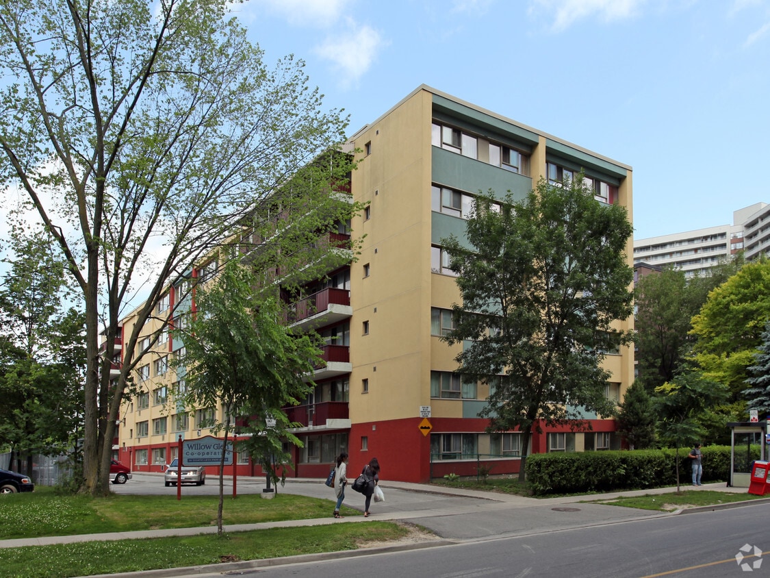 Building Photo - Willowglen Apartments