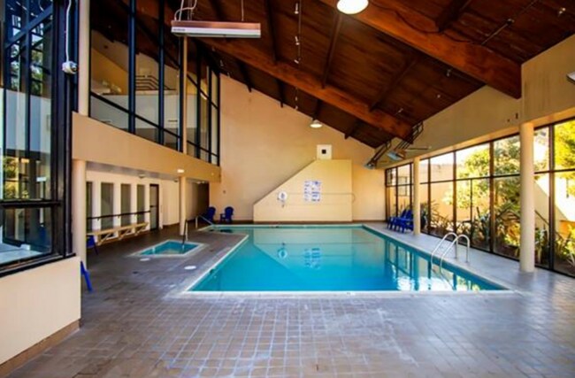 Building Photo - Westborough 2bd/1bth Condo + Loft for Rent - $2,800/mo