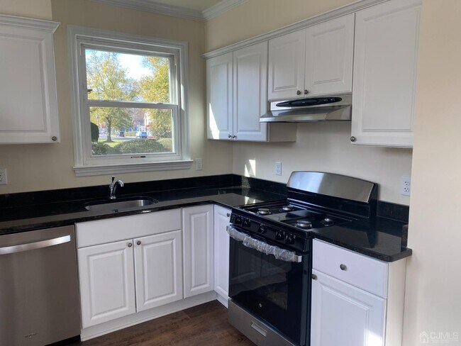 Foto del edificio - 210 Bound Brook Rd