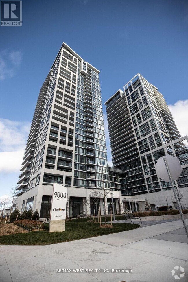 Building Photo - 9000-9000 Jane St