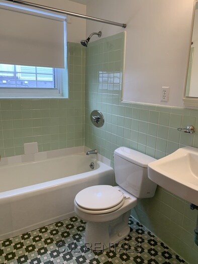 Foto del edificio - 19 N Union St