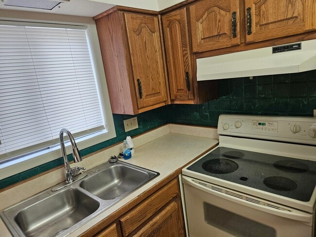 Building Photo - Single Family Rental Home - 2BR-1BA - New ...