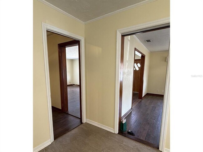 Building Photo - 13725 10th St