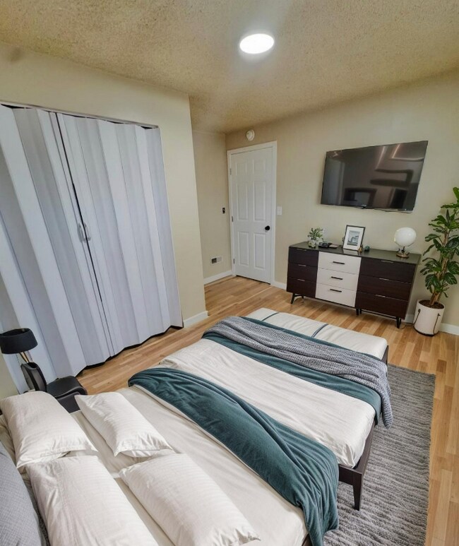 Foto del edificio - 2415 W Vermijo Ave