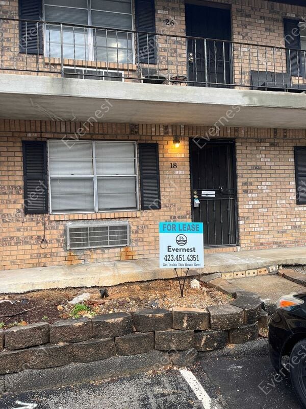 925 Shallowford Rd Unit 6, Chattanooga, TN 37411 Condo for Rent in