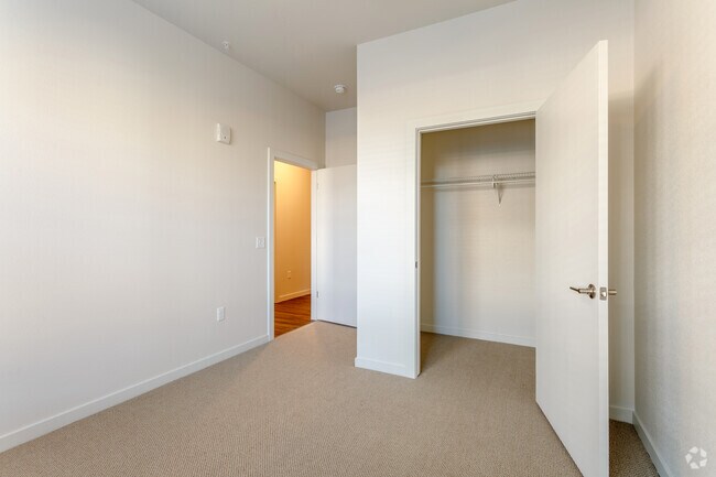 3BR, 2BA - Roadmaster - Railway Flats Apartments