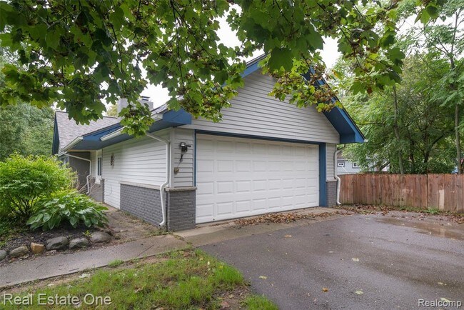 Foto del edificio - 9036 Kettering St
