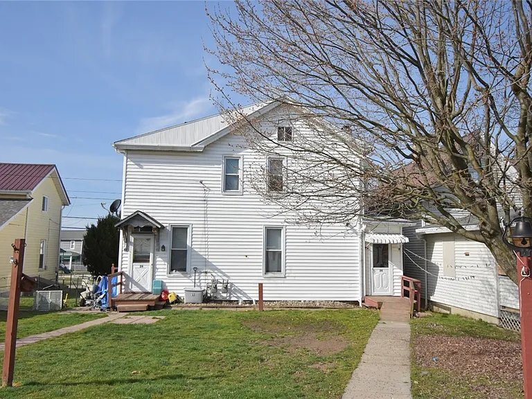 Building Photo - 26-28 Homestead Ave