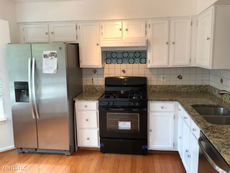 Foto principal - 3 br, 4 bath Townhome - 13840 Rampant Lion Ct