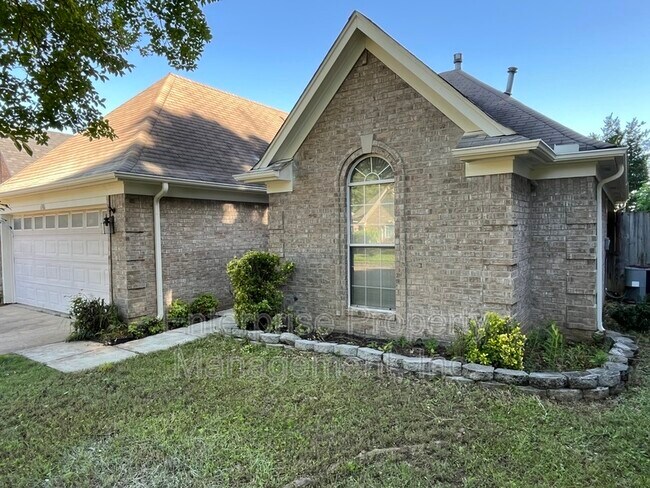 Building Photo - 6986 Parkbrook Ln