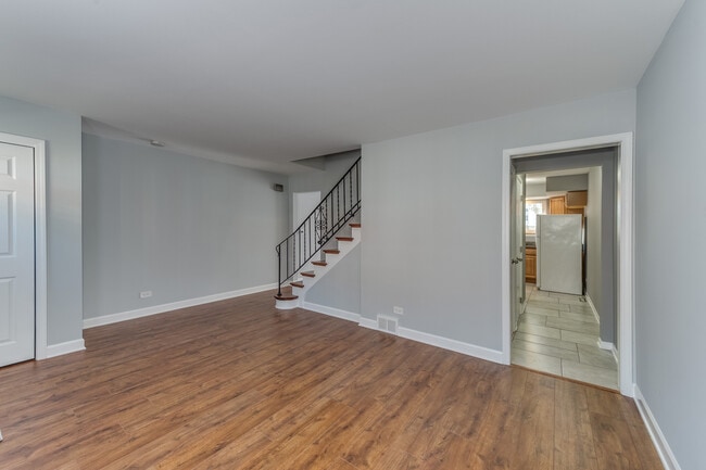 Building Photo - 1420 Shermer Rd