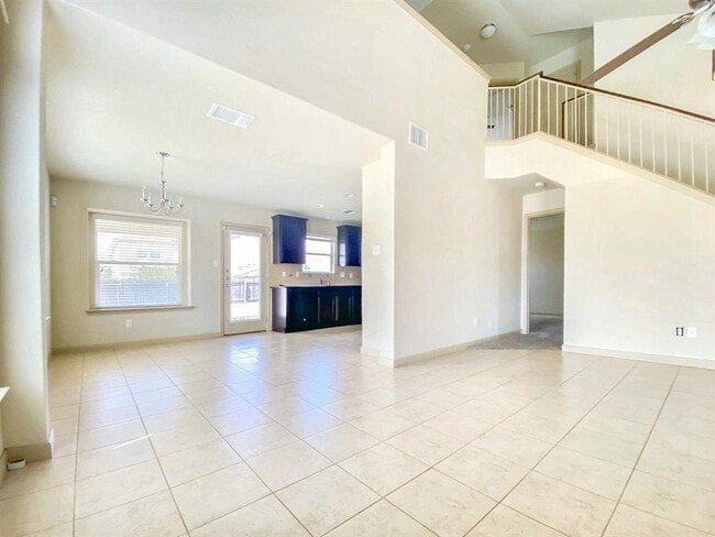 Building Photo - 723 Spectrum Dr