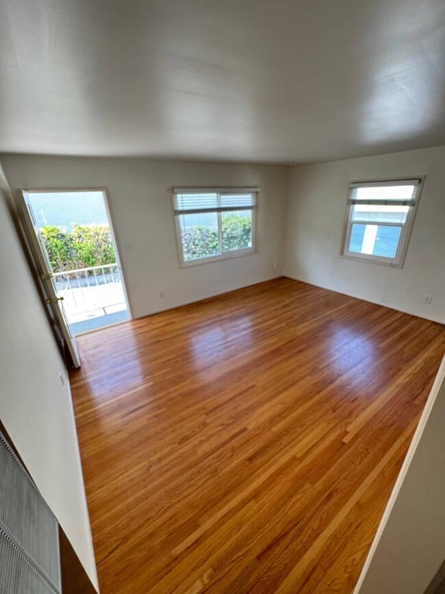 Foto del edificio - 2.0 bedroom in Pasadena California 91104